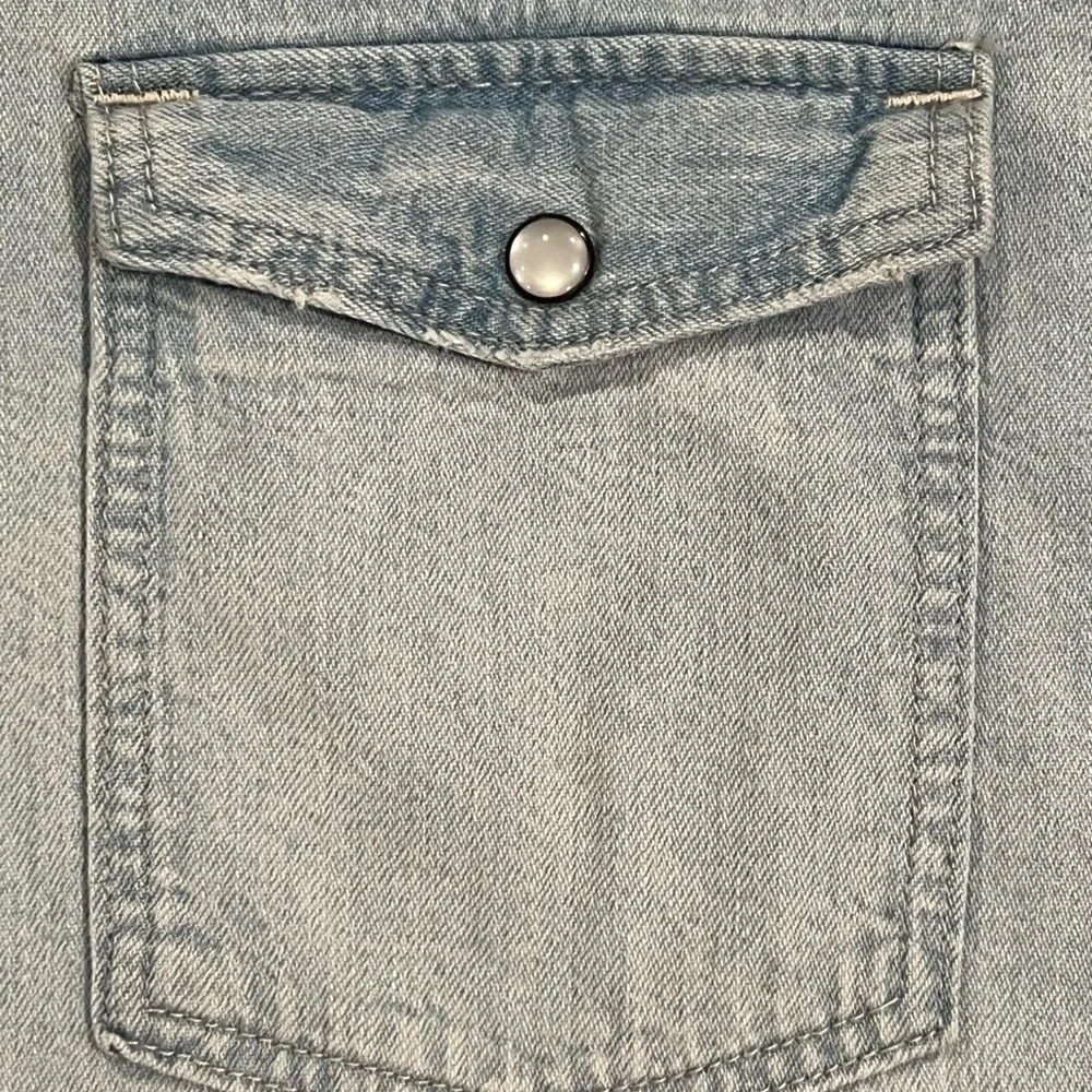 H&M Men's Light Blue Denim Shirt - Picture 7 of 7